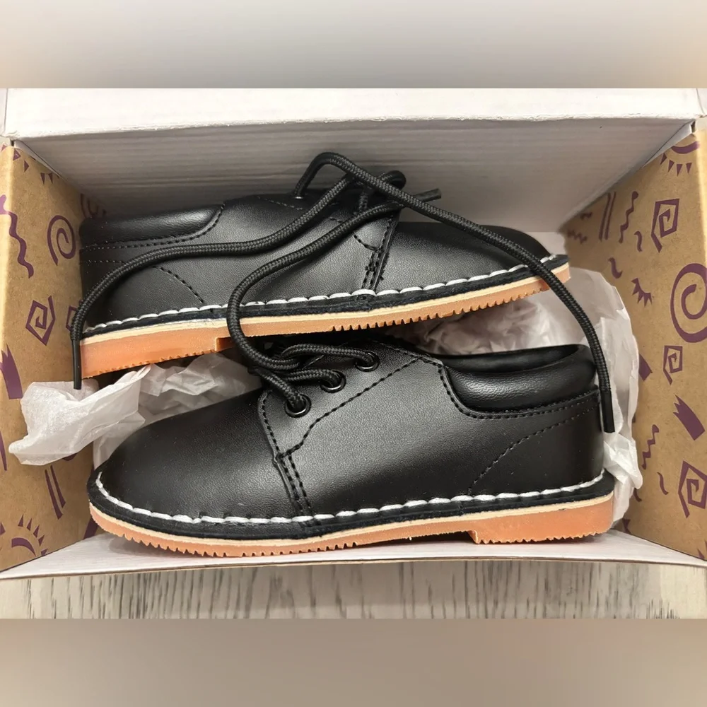 NWT L’Amour Black Boys Lace-Up Shoe Size 9 - Picture 4 of 6